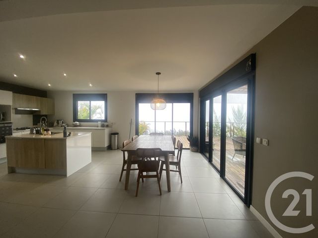 Maison &agrave; vendre - 4 pi&egrave;ces - 133,60 m2 - St Denis - 974 - REUNION