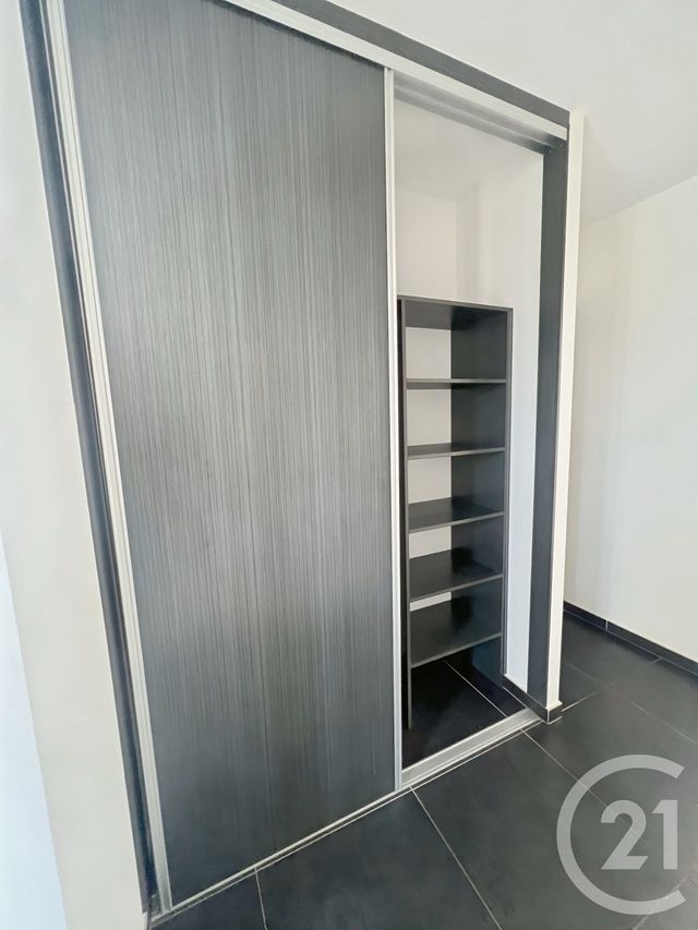 Appartement F4 &agrave; vendre - 4 pi&egrave;ces - 136,59 m2 - St Denis - 974 - REUNION