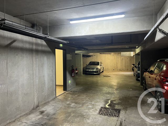Appartement F4 &agrave; vendre - 4 pi&egrave;ces - 136,59 m2 - St Denis - 974 - REUNION
