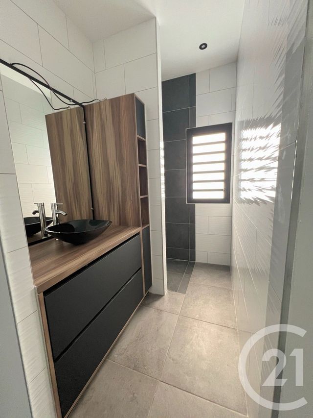 Appartement F4 &agrave; vendre - 4 pi&egrave;ces - 116,48 m2 - St Paul - 974 - REUNION