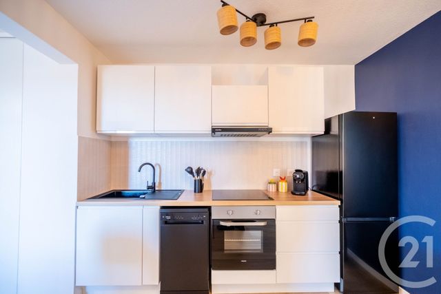 Appartement F3 &agrave; louer - 3 pi&egrave;ces - 53,46 m2 - St Denis - 974 - REUNION