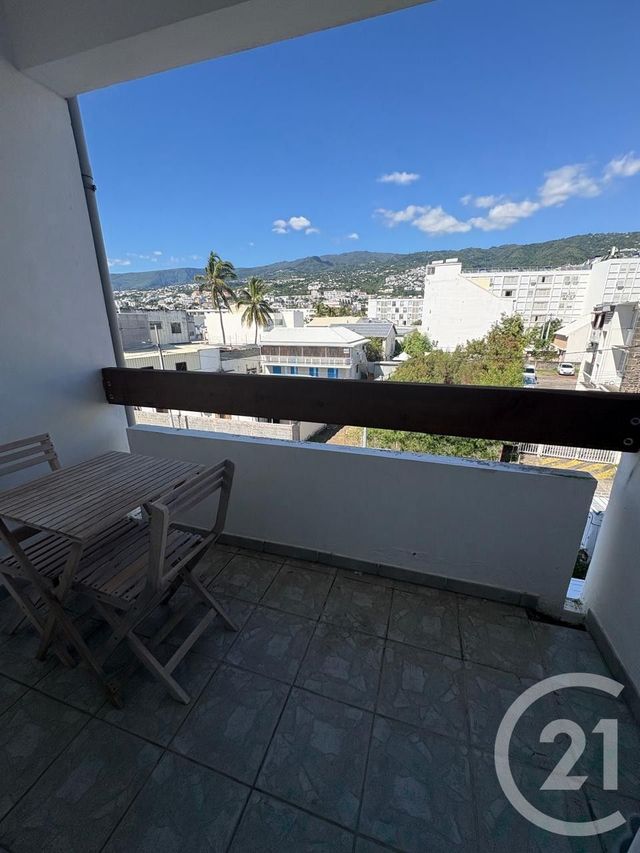Appartement Studio &agrave; louer - 1 pi&egrave;ce - 21 m2 - St Denis - 974 - REUNION
