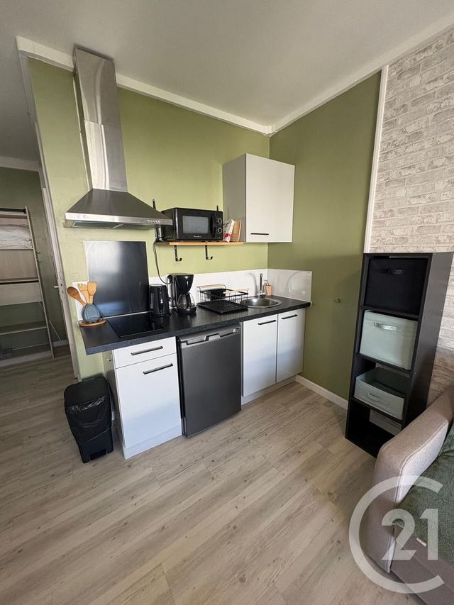 Appartement Studio &agrave; louer - 1 pi&egrave;ce - 21 m2 - St Denis - 974 - REUNION