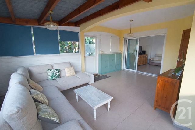 Maison &agrave; louer - 5 pi&egrave;ces - 129,23 m2 - La Possession - 974 - REUNION