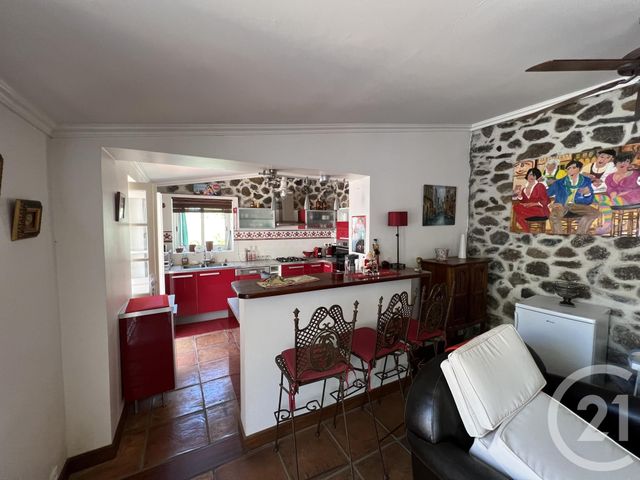 Maison à louer - 4 pièces - 96 m2 - St Paul - 974 - REUNION