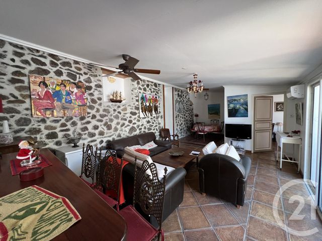 Maison à louer - 4 pièces - 96 m2 - St Paul - 974 - REUNION