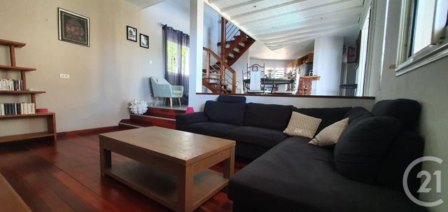 Maison à louer - 5 pièces - 135,85 m2 - Ste Suzanne - 974 - REUNION