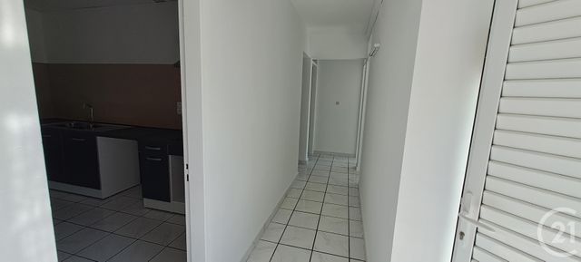 Maison à louer - 5 pièces - 97,41 m2 - Ste Marie - 974 - REUNION