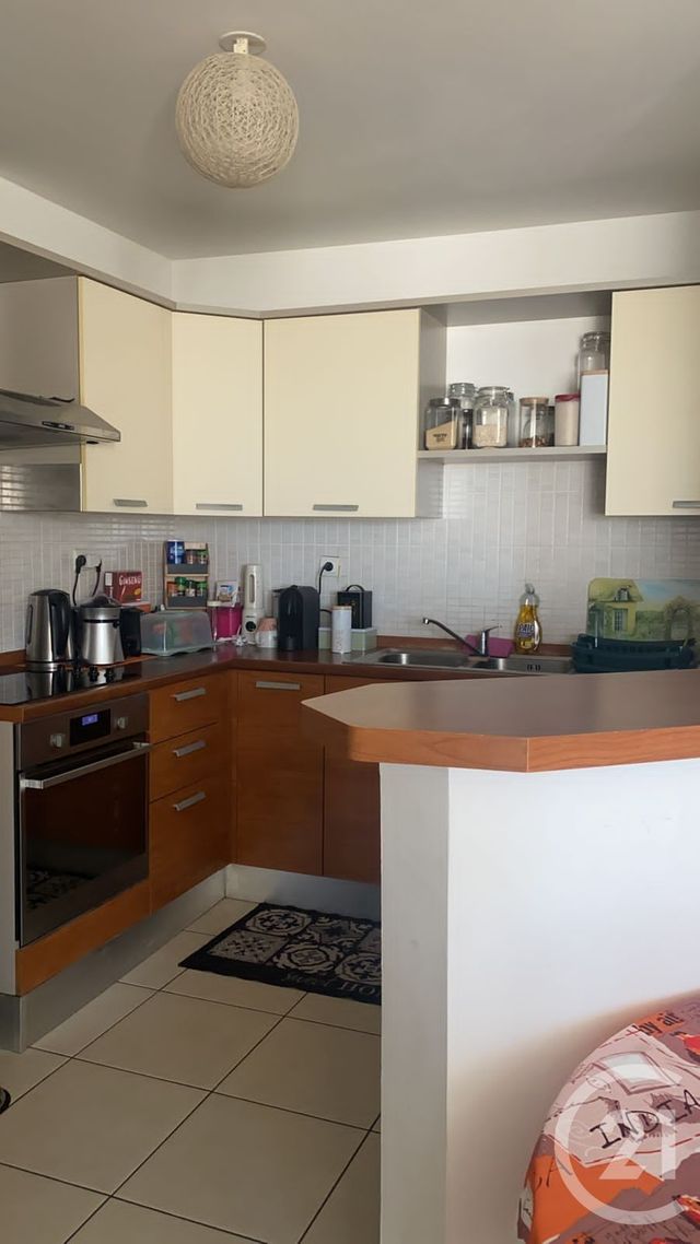 Appartement F3 &agrave; louer - 3 pi&egrave;ces - 55,20 m2 - St Denis - 974 - REUNION