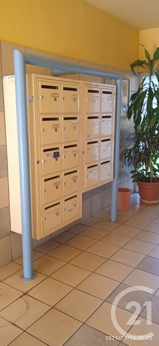 Appartement Studio &agrave; louer - 1 pi&egrave;ce - 29,77 m2 - St Denis - 974 - REUNION