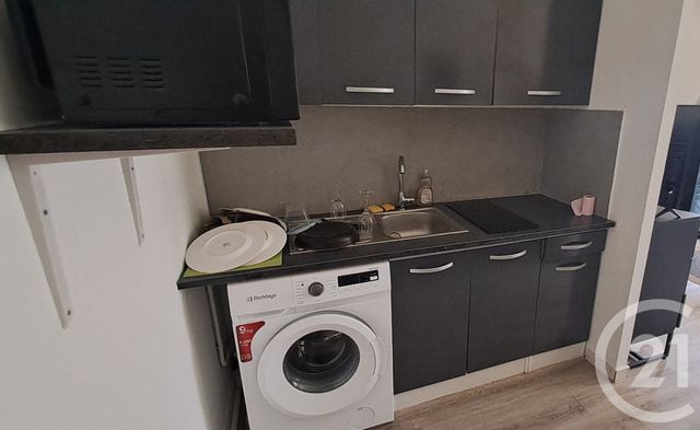 Appartement Studio &agrave; louer - 1 pi&egrave;ce - 29,77 m2 - St Denis - 974 - REUNION