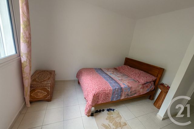 Maison &agrave; louer - 5 pi&egrave;ces - 164,60 m2 - St Denis - 974 - REUNION