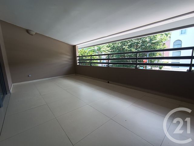 Appartement F3 &agrave; louer - 3 pi&egrave;ces - 87,46 m2 - St Leu - 974 - REUNION