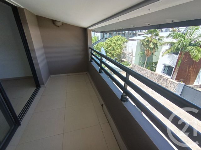 Appartement F3 &agrave; louer - 3 pi&egrave;ces - 87,46 m2 - St Leu - 974 - REUNION