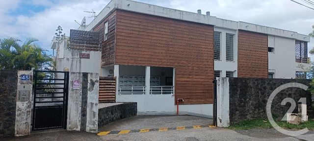 Appartement F1 à louer ST DENIS