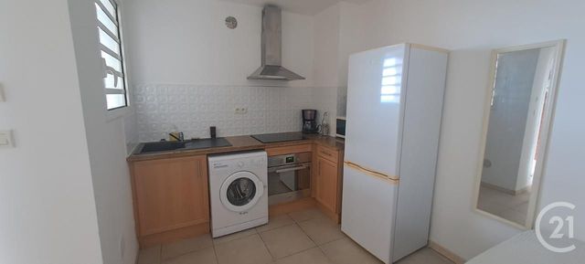 Appartement F1 &agrave; louer - 1 pi&egrave;ce - 28,86 m2 - St Denis - 974 - REUNION