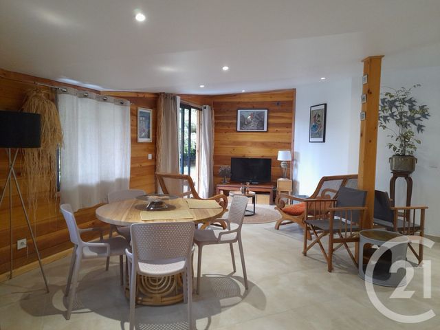 Maison &agrave; louer - 2 pi&egrave;ces - 67 m2 - St Denis - 974 - REUNION