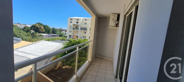Appartement Studio &agrave; louer - 1 pi&egrave;ce - 19,89 m2 - St Denis - 974 - REUNION