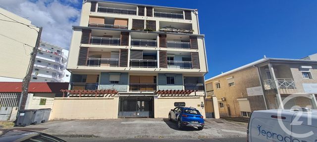 Appartement Studio &agrave; louer - 1 pi&egrave;ce - 19,89 m2 - St Denis - 974 - REUNION