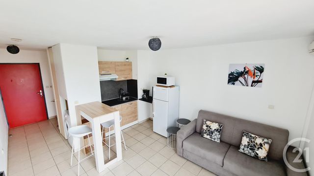 Appartement F1 à louer ST DENIS