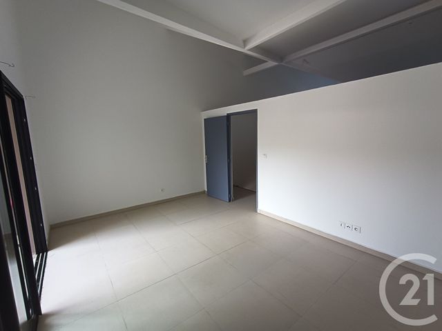 Appartement F3 &agrave; louer - 3 pi&egrave;ces - 98 m2 - St Leu - 974 - REUNION