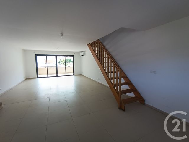 Appartement F3 &agrave; louer - 3 pi&egrave;ces - 98 m2 - St Leu - 974 - REUNION