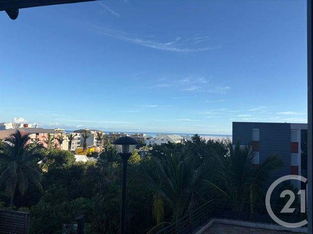 Appartement F1 &agrave; louer - 1 pi&egrave;ce - 20,30 m2 - St Denis - 974 - REUNION