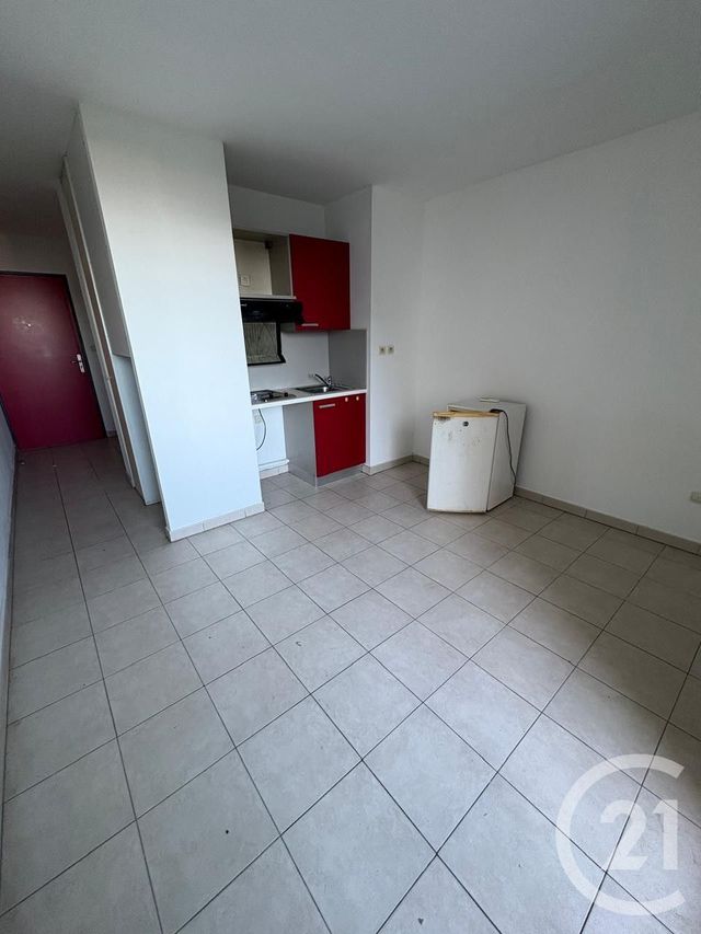 Appartement F1 &agrave; louer - 1 pi&egrave;ce - 20,30 m2 - St Denis - 974 - REUNION
