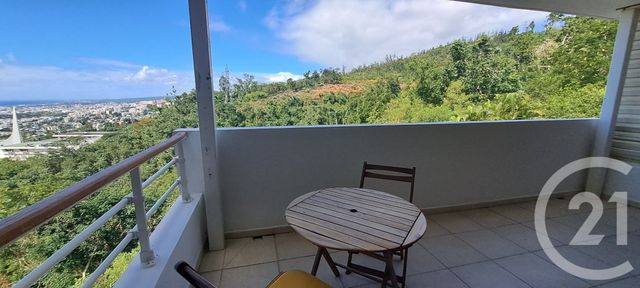 Appartement Studio &agrave; louer - 1 pi&egrave;ce - 26 m2 - St Denis - 974 - REUNION
