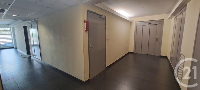 Appartement Studio &agrave; louer - 1 pi&egrave;ce - 26 m2 - St Denis - 974 - REUNION