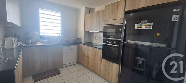 Appartement F4 &agrave; louer - 4 pi&egrave;ces - 89,82 m2 - St Denis - 974 - REUNION