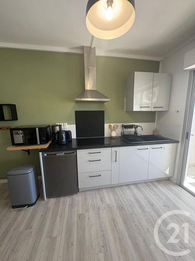 Appartement F1 &agrave; louer - 1 pi&egrave;ce - 34 m2 - St Denis - 974 - REUNION