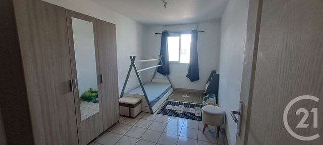 Appartement F4 &agrave; louer - 4 pi&egrave;ces - 64,77 m2 - St Denis - 974 - REUNION