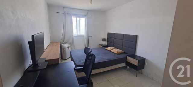 Appartement F4 &agrave; louer - 4 pi&egrave;ces - 64,77 m2 - St Denis - 974 - REUNION