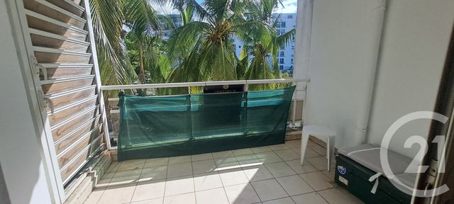 Appartement F4 &agrave; louer - 4 pi&egrave;ces - 64,77 m2 - St Denis - 974 - REUNION