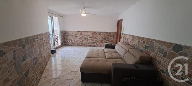 Appartement F3 &agrave; louer - 3 pi&egrave;ces - 75,41 m2 - St Denis - 974 - REUNION