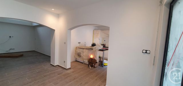 Maison &agrave; louer - 3 pi&egrave;ces - 69,94 m2 - St Paul - 974 - REUNION