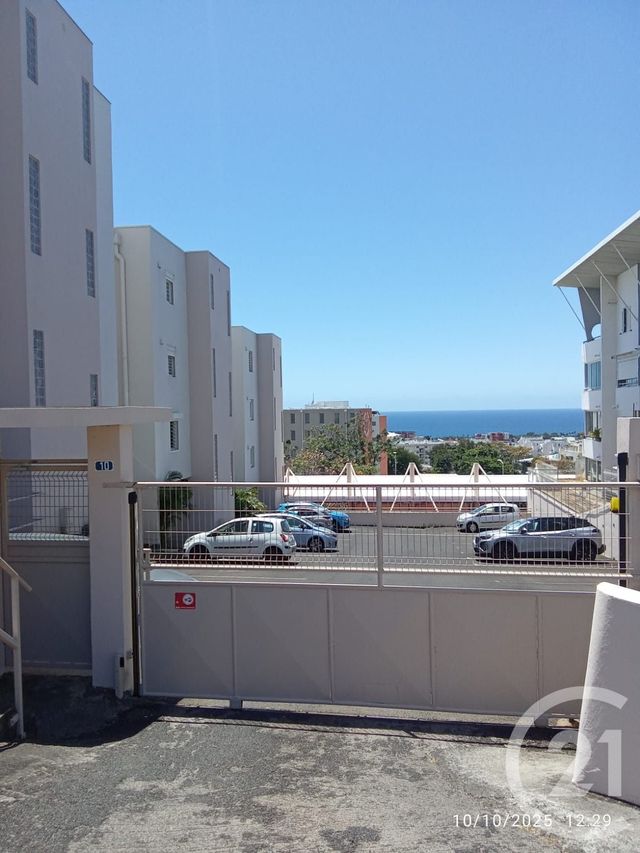 Appartement F3 bis &agrave; louer - 4 pi&egrave;ces - 60,53 m2 - St Denis - 974 - REUNION