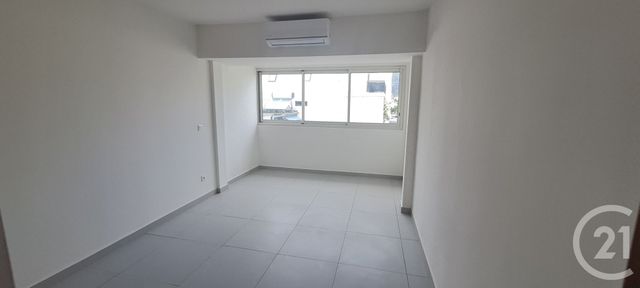Appartement F3 &agrave; louer - 3 pi&egrave;ces - 86,64 m2 - St Denis - 974 - REUNION