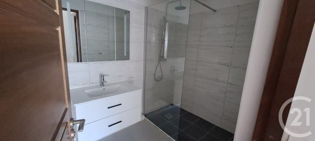 Appartement F3 &agrave; louer - 3 pi&egrave;ces - 86,64 m2 - St Denis - 974 - REUNION