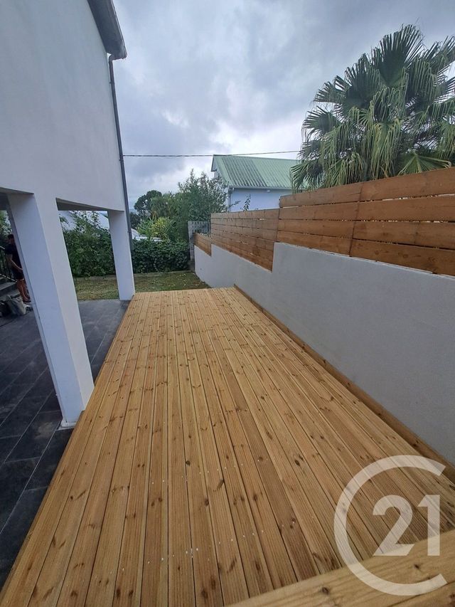 Maison &agrave; louer - 3 pi&egrave;ces - 62,86 m2 - St Paul - 974 - REUNION