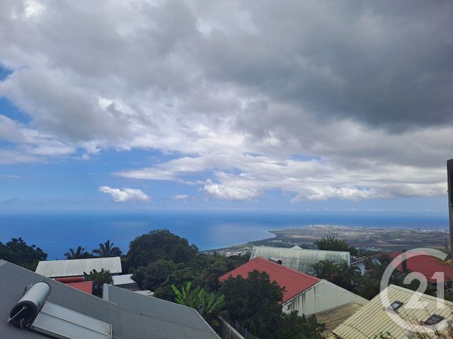 Maison &agrave; louer - 3 pi&egrave;ces - 62,86 m2 - St Paul - 974 - REUNION