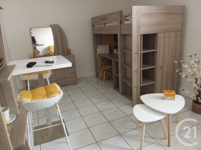 Appartement Studio &agrave; louer - 1 pi&egrave;ce - 23,40 m2 - St Denis - 974 - REUNION