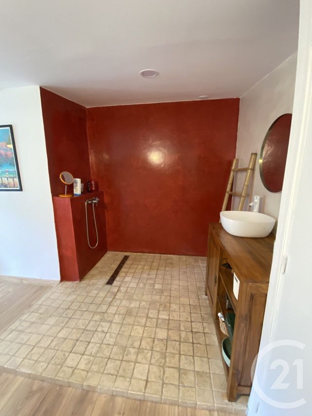 Maison &agrave; louer - 5 pi&egrave;ces - 146,67 m2 - Ste Marie - 974 - REUNION