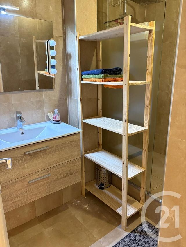 Appartement F3 &agrave; louer - 3 pi&egrave;ces - 56,70 m2 - St Denis - 974 - REUNION