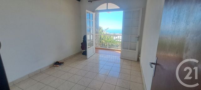 Maison &agrave; louer - 7 pi&egrave;ces - 168,85 m2 - St Denis - 974 - REUNION