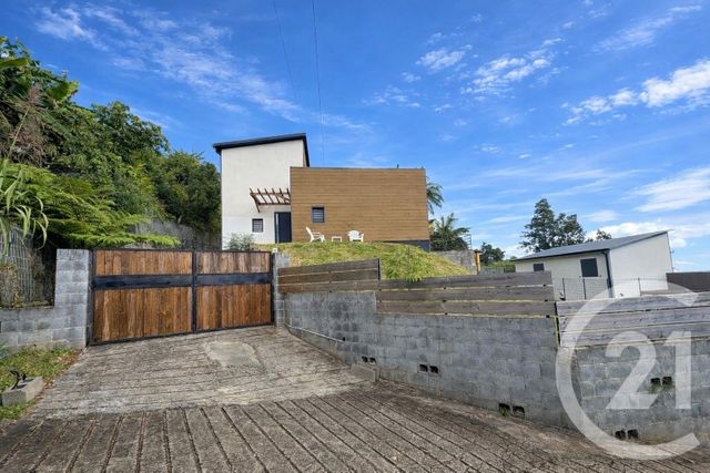 Maison &agrave; louer - 4 pi&egrave;ces - 117 m2 - St Denis - 974 - REUNION
