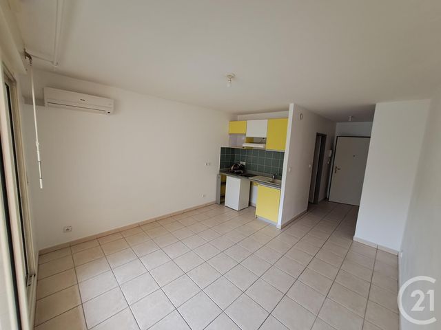 Appartement Studio &agrave; louer - 1 pi&egrave;ce - 25,54 m2 - St Denis - 974 - REUNION