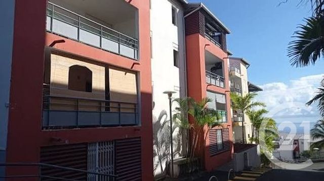 Appartement F3 à louer ST DENIS