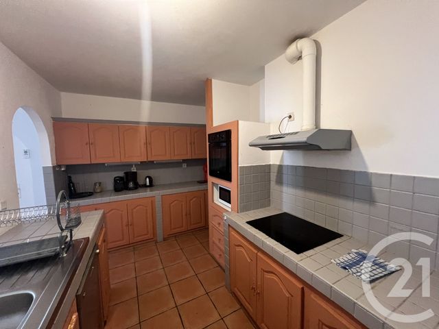 Maison &agrave; louer - 5 pi&egrave;ces - 173,60 m2 - Ste Marie - 974 - REUNION